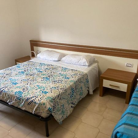 Appartamento Loreto Милано Екстериор снимка